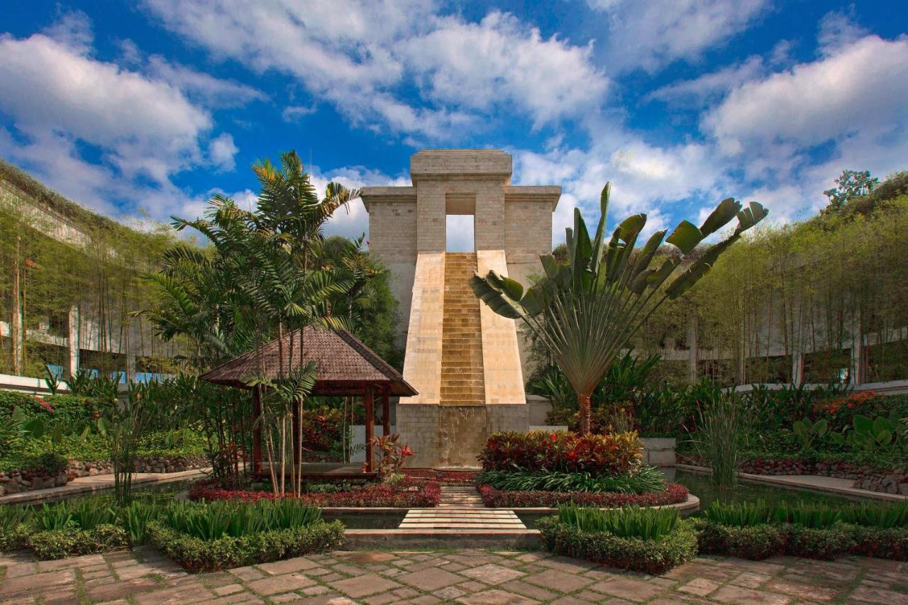 Mustika Yogyakarta Resort And Spa Maguwo Dış mekan fotoğraf